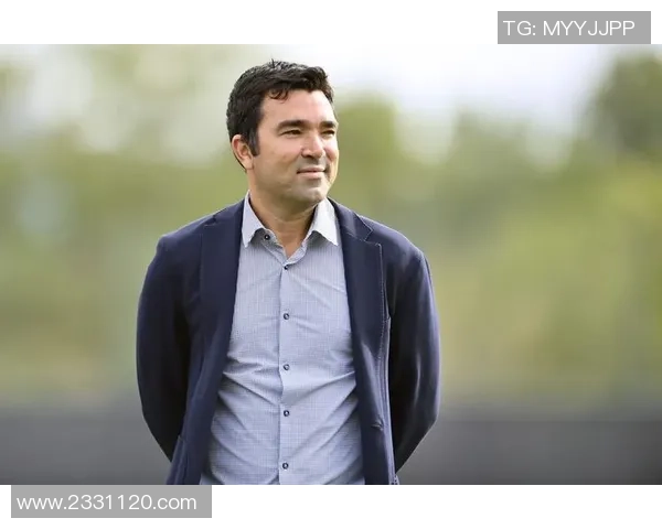 德国足球明星全景解析从传奇到新星的辉煌历程与成就