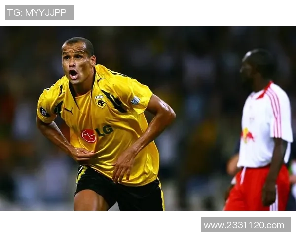 老虎足球明星身份揭秘他在绿茵场上的传奇故事与成就