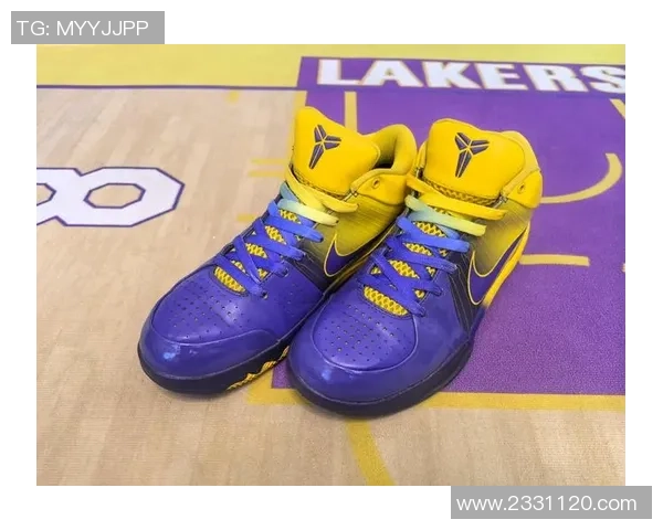 足球明星们纷纷选择科比球鞋展现场上风采与个人魅力